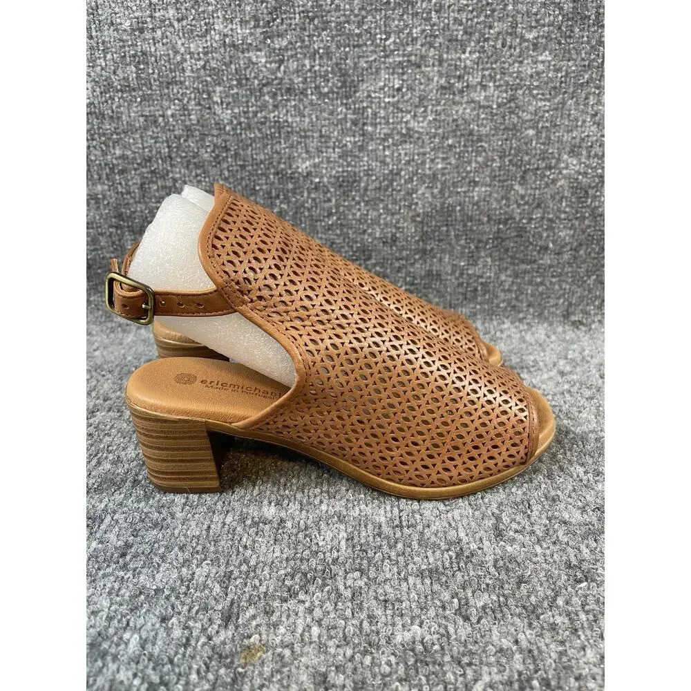 Eric Michael Sandals‎ Women's Size 7.5 Brown 2